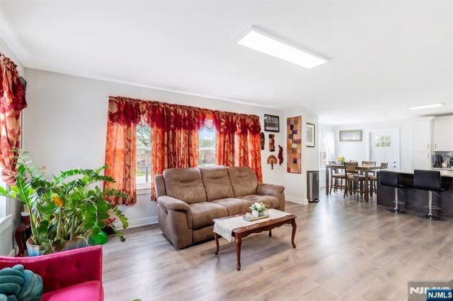 58 Park Avenue, East Orange, NJ 07017