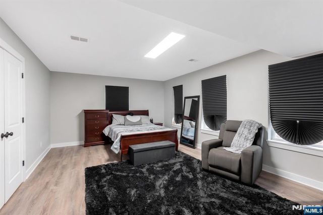 58 Park Avenue, East Orange, NJ 07017