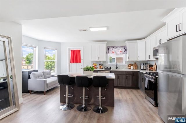 58 Park Avenue, East Orange, NJ 07017