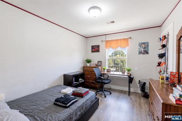 58 Park Avenue, East Orange, NJ 07017