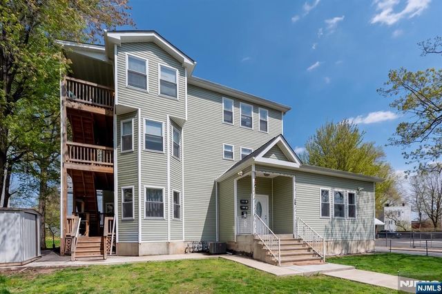 58 Park Avenue, East Orange, NJ 07017