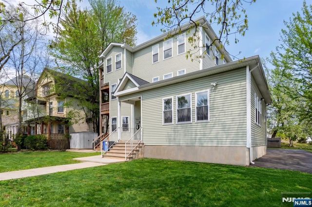 58 Park Avenue, East Orange, NJ 07017