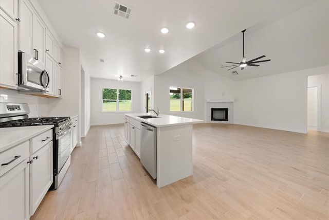 175 Canyon Creek Lane, Guthrie, OK 73044
