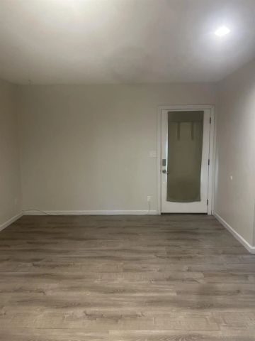 6339 MALCOLM DRIVE, San Diego, CA 92115