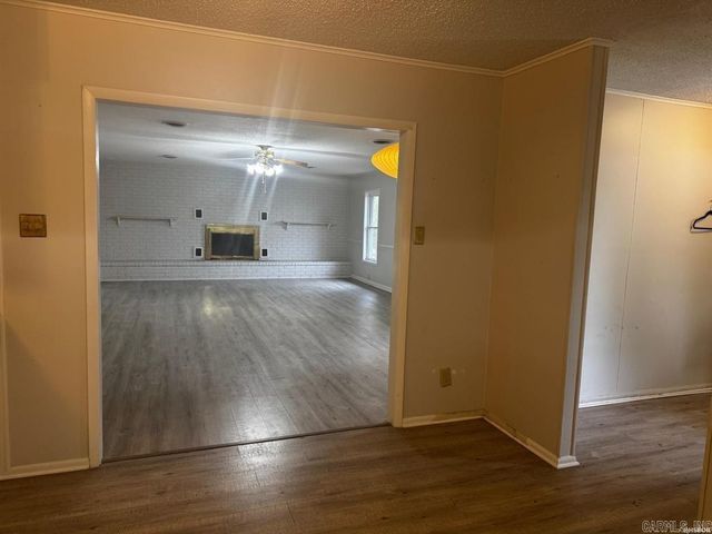 307 & 311 Carpenter Dam Road, Hot Springs, AR 71901