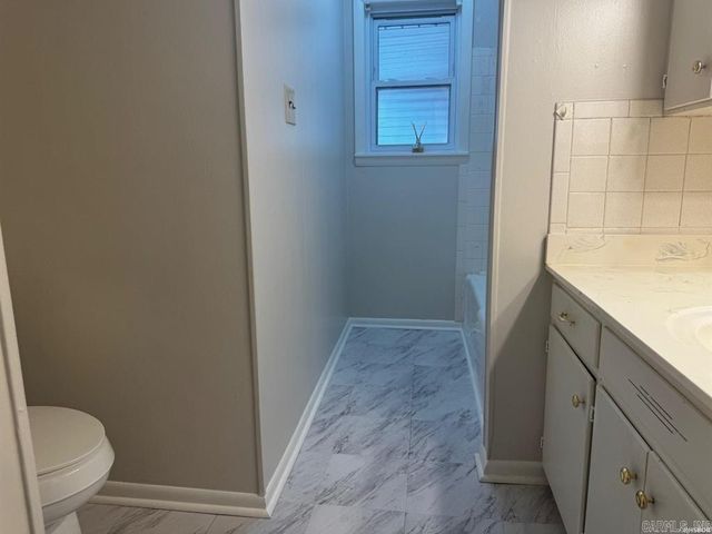 307 & 311 Carpenter Dam Road, Hot Springs, AR 71901