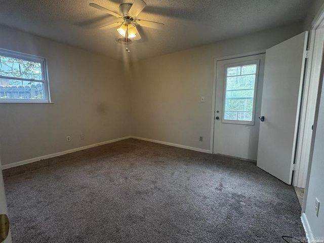 307 & 311 Carpenter Dam Road, Hot Springs, AR 71901