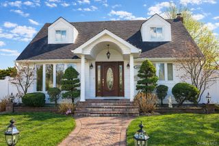 1696 Francis Drive, East Meadow, NY 11554
