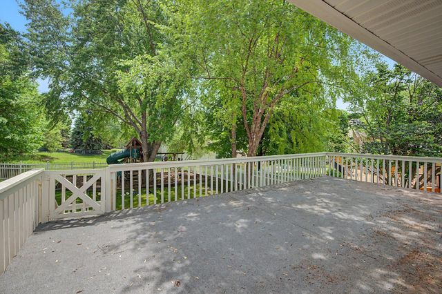 13901 92nd Place N, Maple Grove, MN 55369