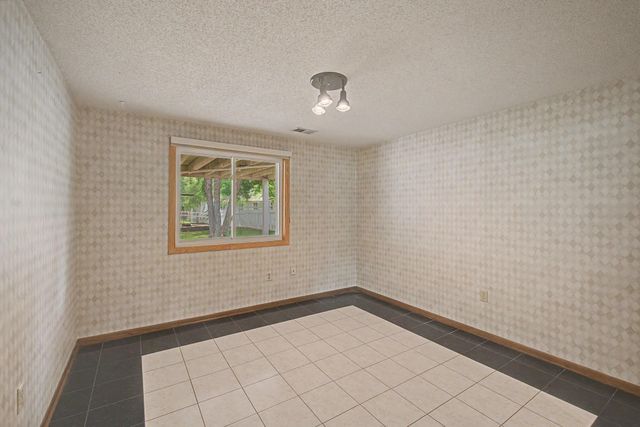13901 92nd Place N, Maple Grove, MN 55369
