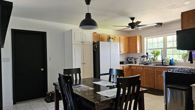3232 Redbird LANE, Racine, WI 53402