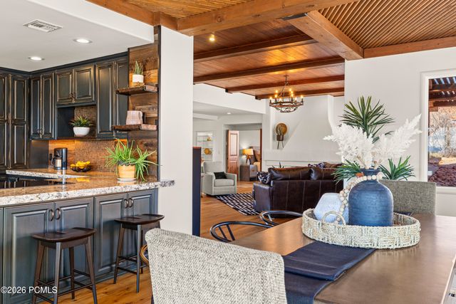 1068 N Shonto Ridge Drive, Ivins, UT 84738