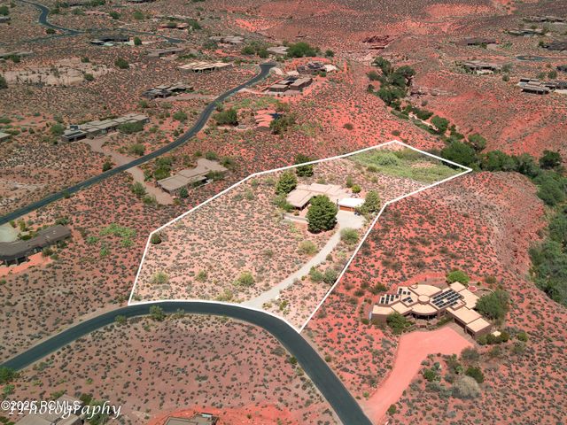 1068 N Shonto Ridge Drive, Ivins, UT 84738