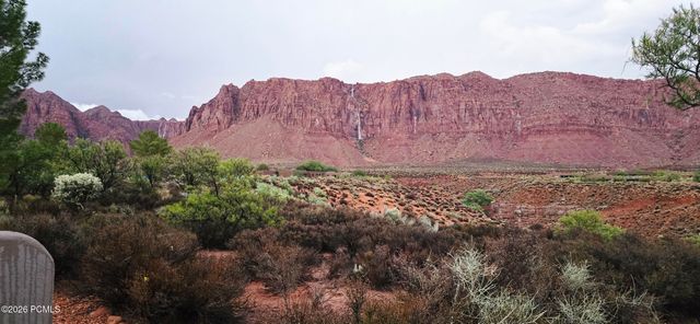 1068 N Shonto Ridge Drive, Ivins, UT 84738