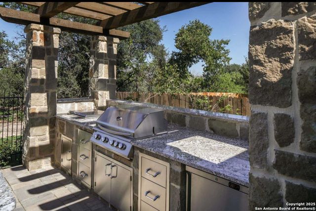 1362 Oaklawn Dr, New Braunfels, TX 78132
