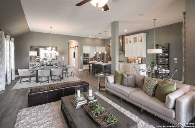 1362 Oaklawn Dr, New Braunfels, TX 78132