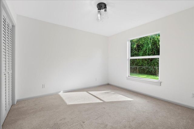 810 Bradley Street, Fort Pierce, FL 34982