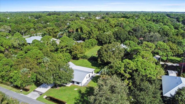 810 Bradley Street, Fort Pierce, FL 34982