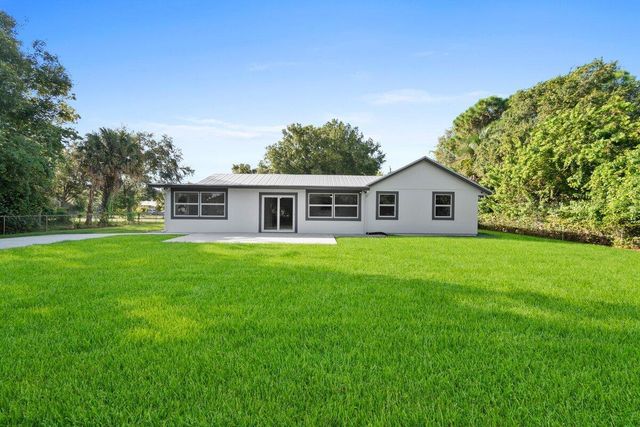 810 Bradley Street, Fort Pierce, FL 34982