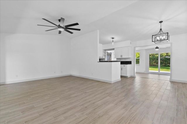 810 Bradley Street, Fort Pierce, FL 34982