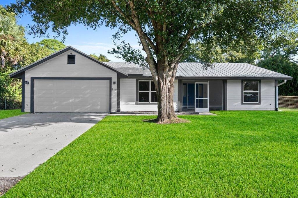 810 Bradley Street, Fort Pierce, FL 34982