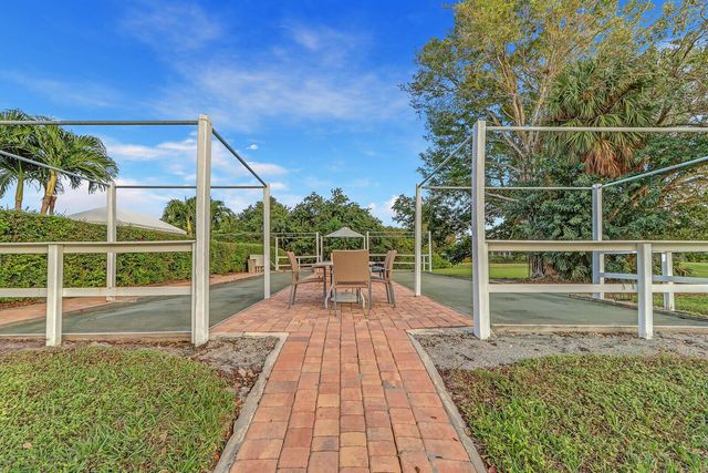 3572 SE Court Drive, Stuart, FL 34997