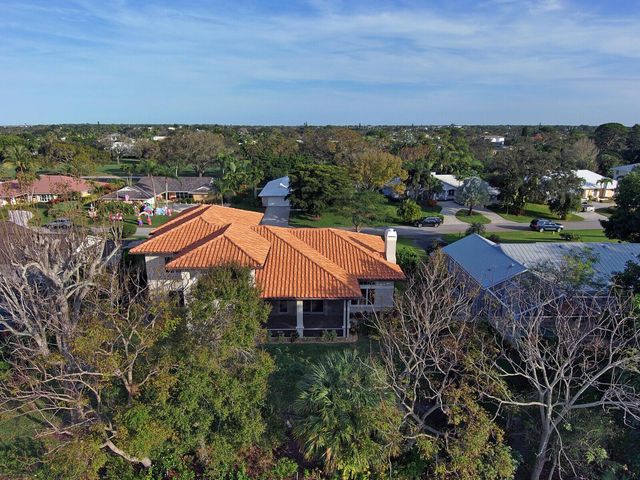 3572 SE Court Drive, Stuart, FL 34997
