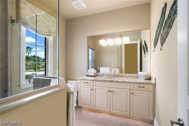 11777 Via Savona CT, Miromar Lakes, FL 33913