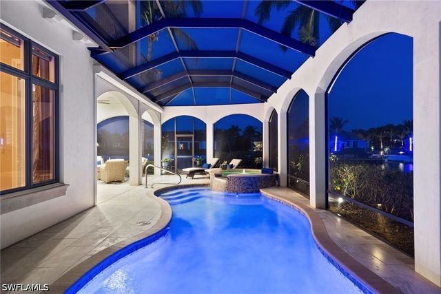 11777 Via Savona CT, Miromar Lakes, FL 33913