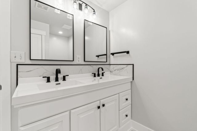 2770 Rosewood Drive 2770 Rosewood Drive, Troy, OH 45373
