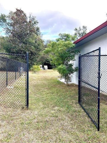 12221 ANNE KENIA DRIVE, Thonotosassa, FL 33592