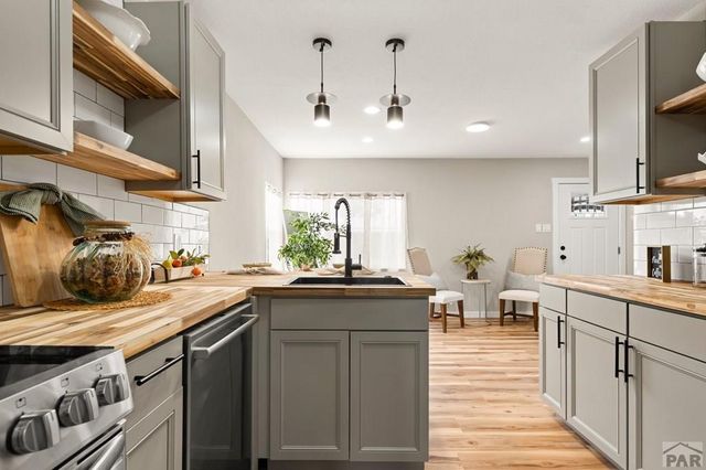 1718 Morrison Ave, Pueblo, CO 81005