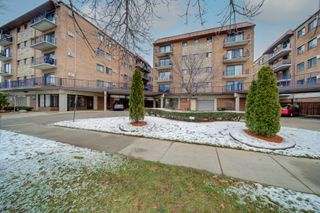 2333 N Neva Avenue 204C, Chicago, IL 60707