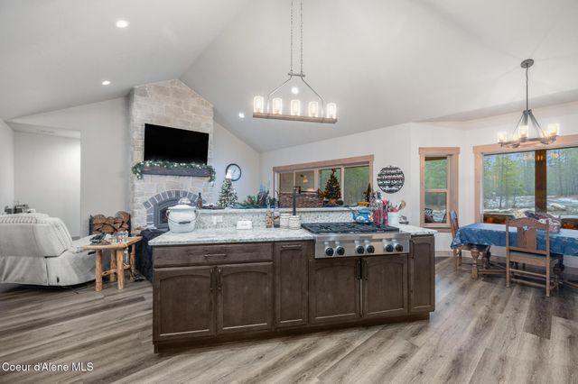 1829 W Smoke Tree Ave, Athol, ID 83801