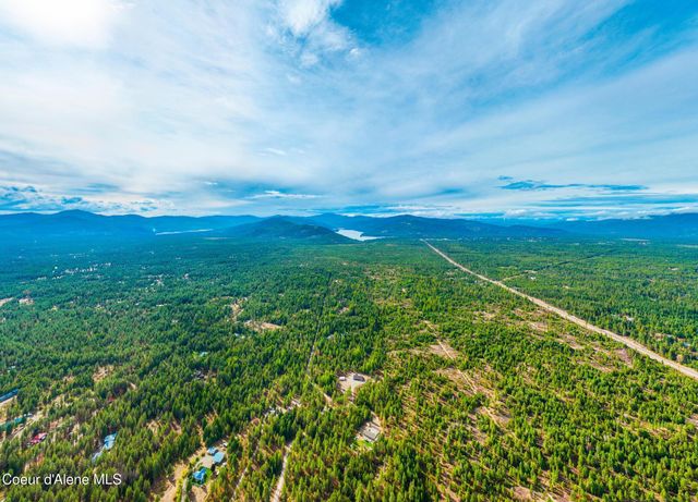 1829 W Smoke Tree Ave, Athol, ID 83801