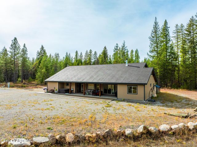 1829 W Smoke Tree Ave, Athol, ID 83801