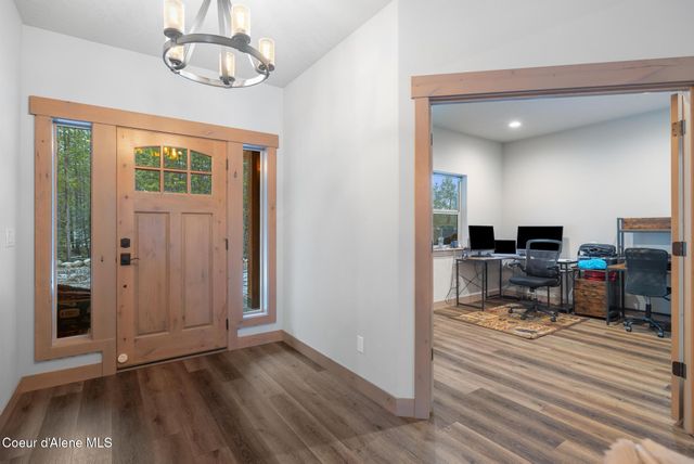 1829 W Smoke Tree Ave, Athol, ID 83801