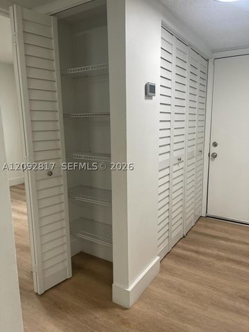 136 NW 91st Ave 202, Pembroke Pines, FL 33024