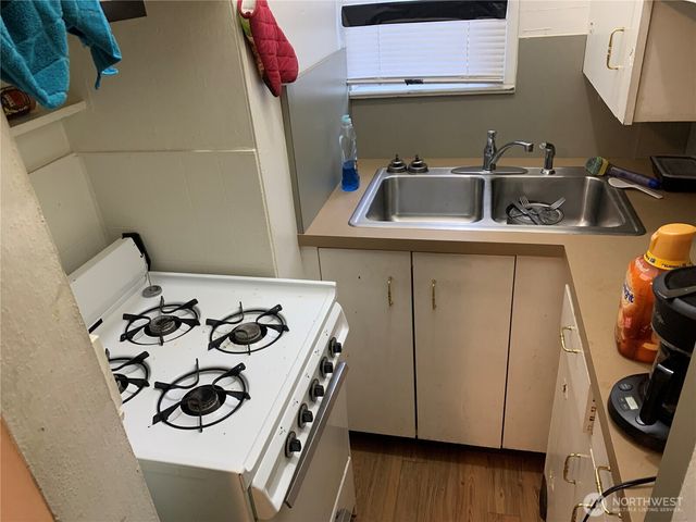 2515 Oakes Ave, Everett, WA 98201