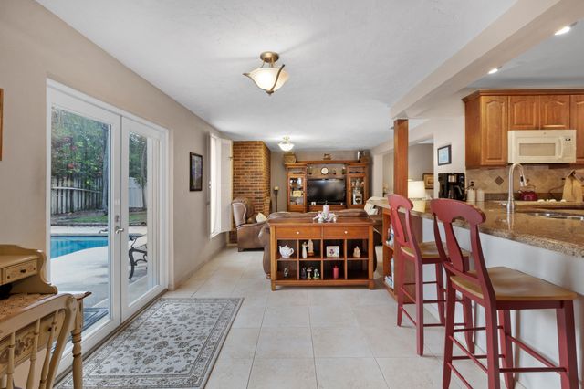 6500 NE 21ST Drive, Fort Lauderdale, FL 33308