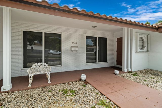 6500 NE 21ST Drive, Fort Lauderdale, FL 33308