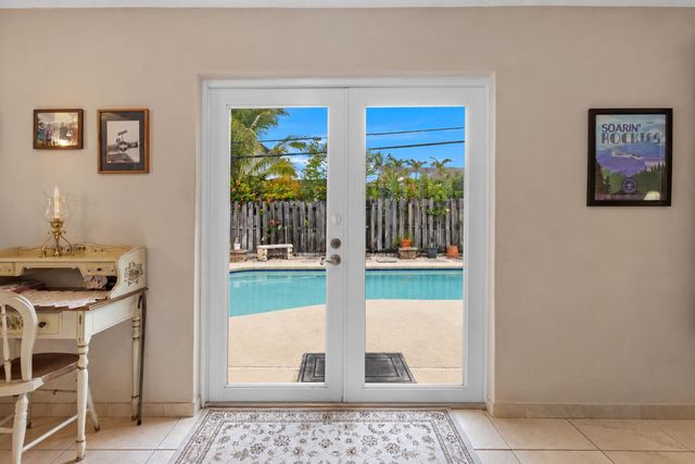 6500 NE 21ST Drive, Fort Lauderdale, FL 33308