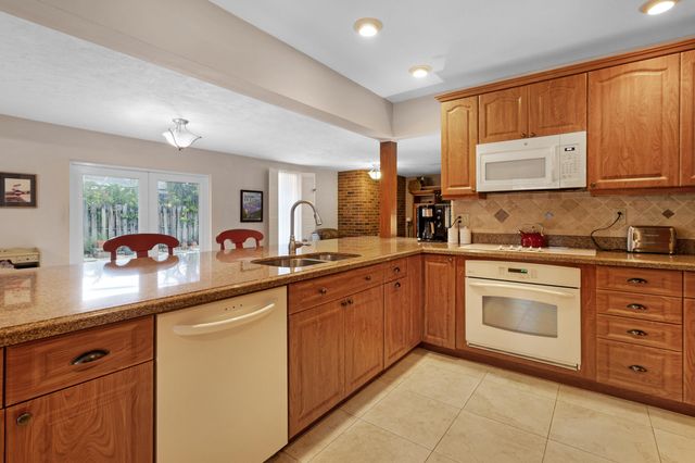 6500 NE 21ST Drive, Fort Lauderdale, FL 33308