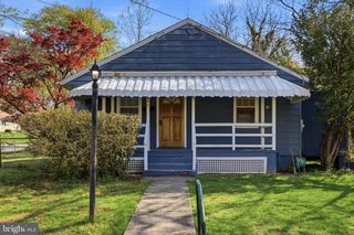 1400 CORAL SEA DR, Rockville, MD 20851
