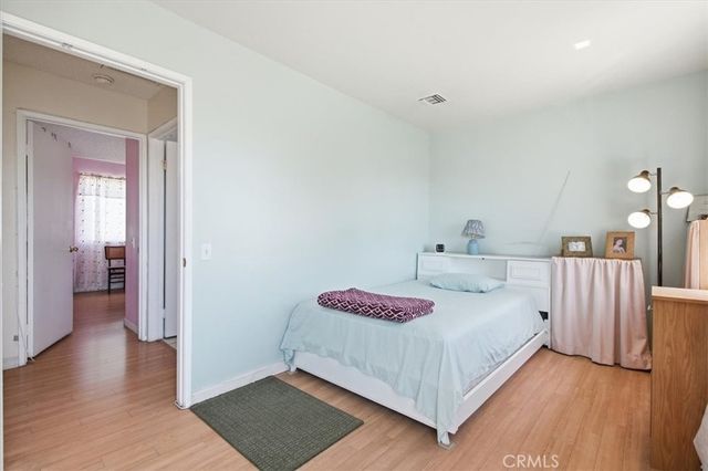 9332 Van Nuys 69, Panorama City, CA 91402