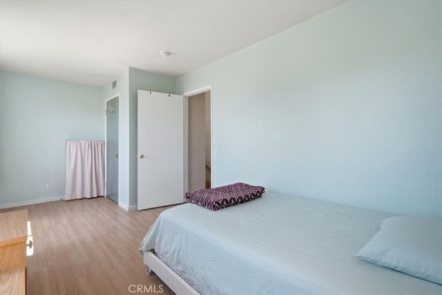 9332 Van Nuys 69, Panorama City, CA 91402