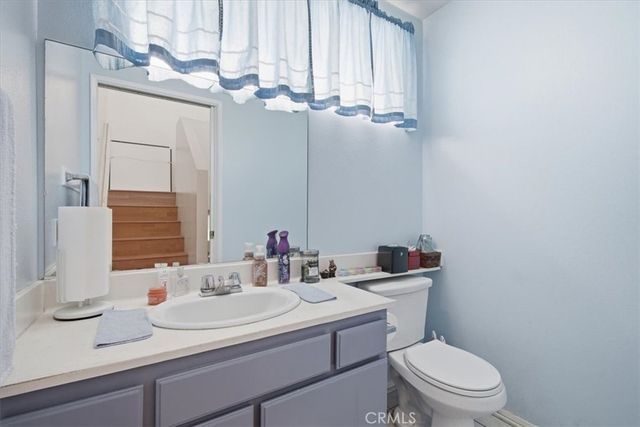 9332 Van Nuys 69, Panorama City, CA 91402