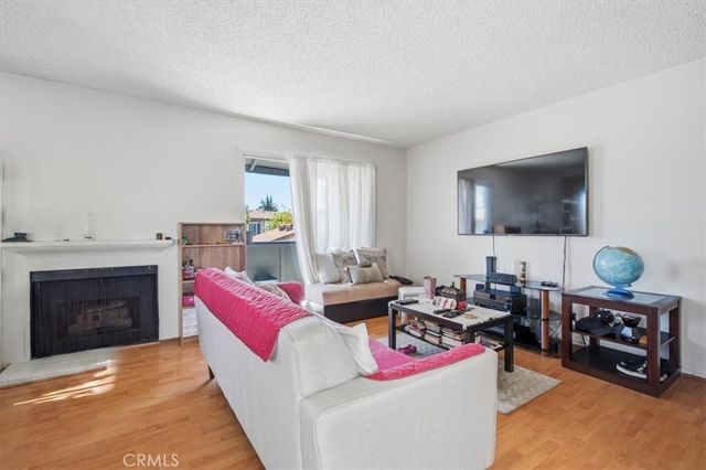 9332 Van Nuys 69, Panorama City, CA 91402