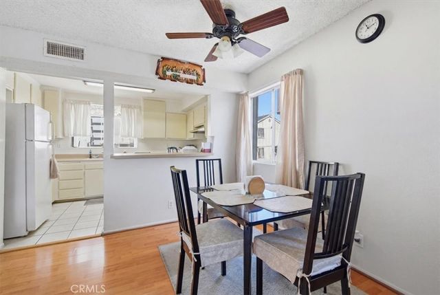 9332 Van Nuys 69, Panorama City, CA 91402