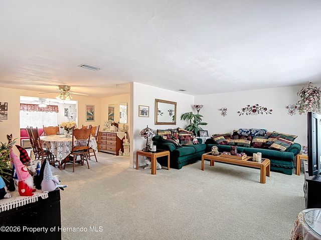 11114 White Oak Lane, Port Richey, FL 34668